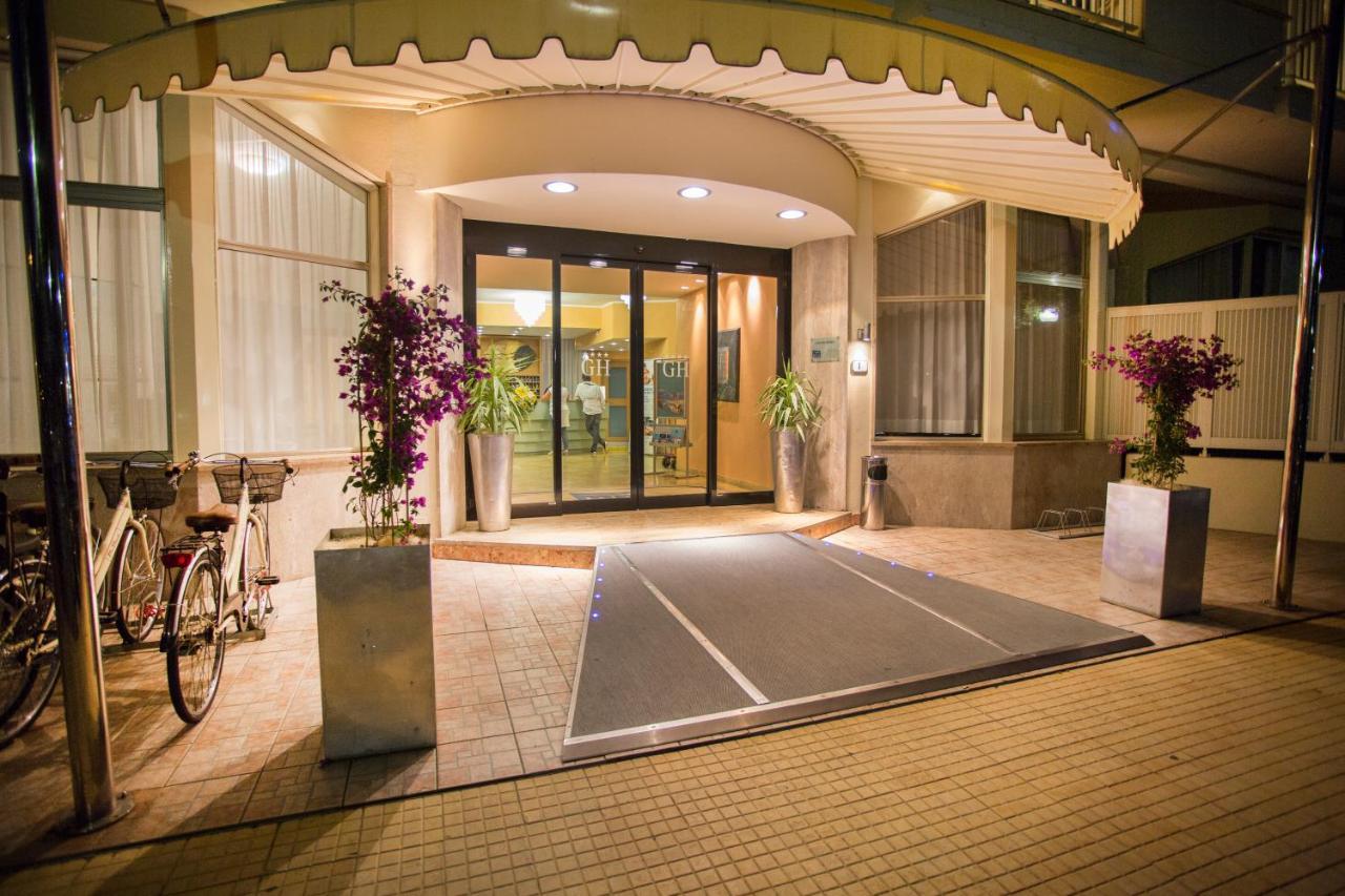 Grand Hotel Форте-дей-Мармі Екстер'єр фото