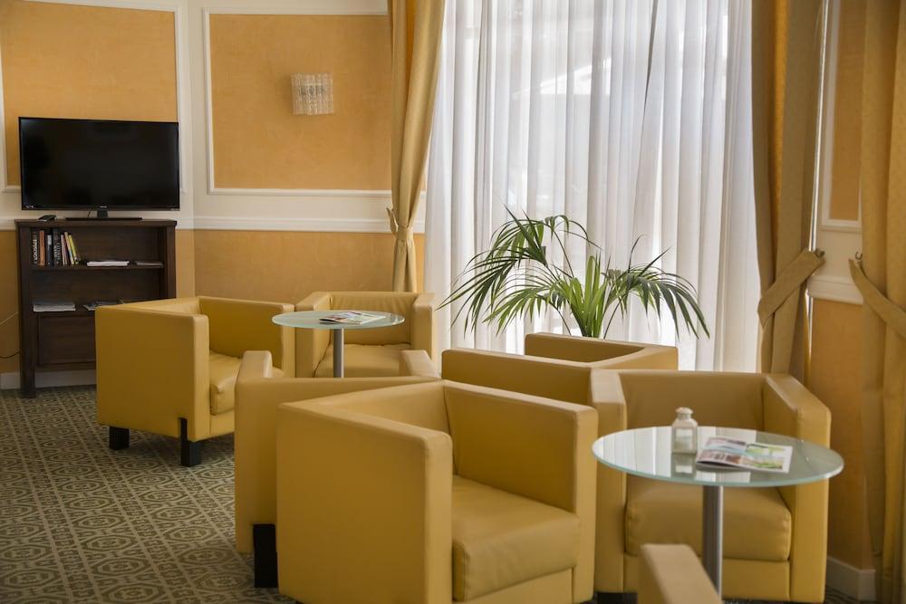 Grand Hotel Форте-дей-Мармі Екстер'єр фото